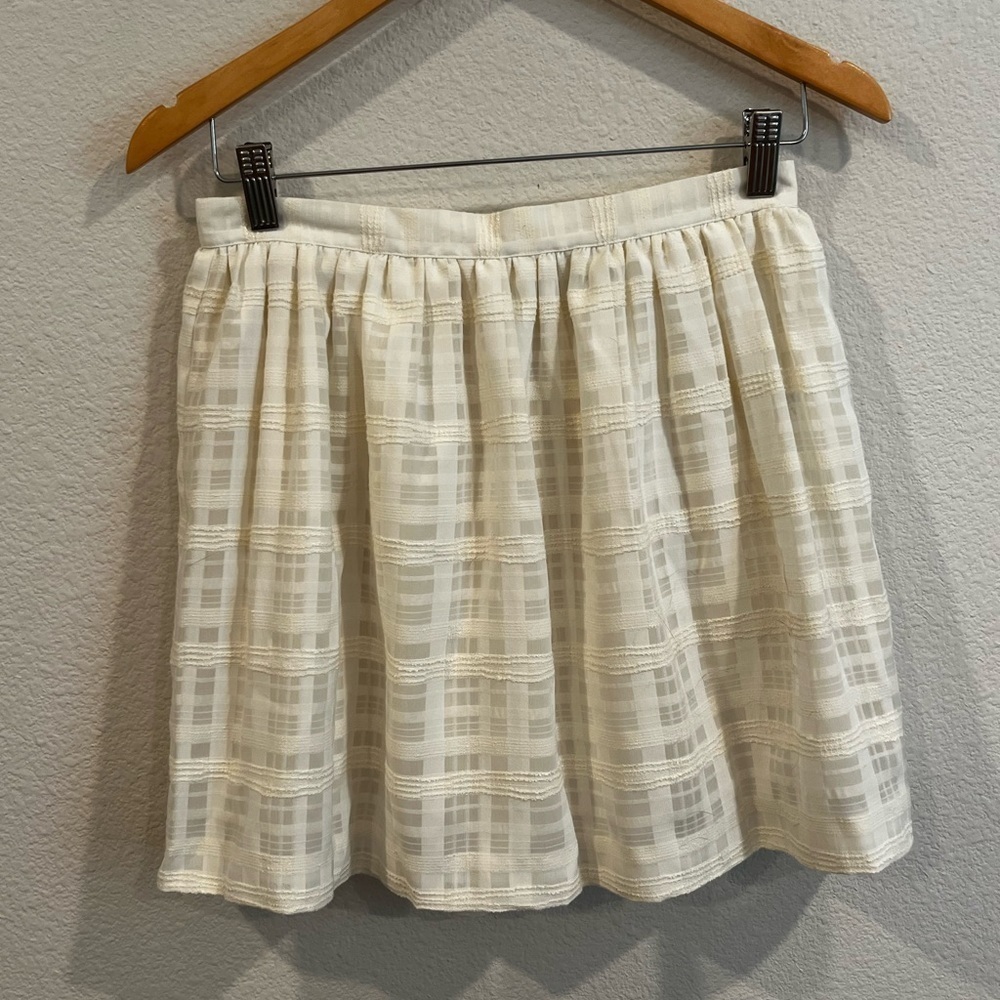 Tildon size 6 cream tone one tone plaid skirt academia